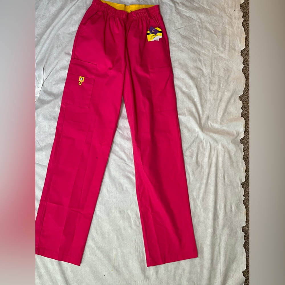 NWT Spread Good Cheer Wonderwink Scrub‎ Pants Hot Pink XST Drawstring 50161